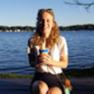 Meet your Posher, Claire